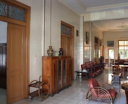 סוראבאיה Hotel Paviljoen מראה חיצוני תמונה